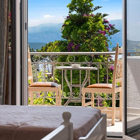 Alexandros B Hotel Nikiana Luaran gambar