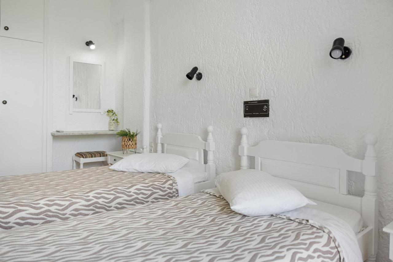 Alexandros B Hotel Nikiana Luaran gambar