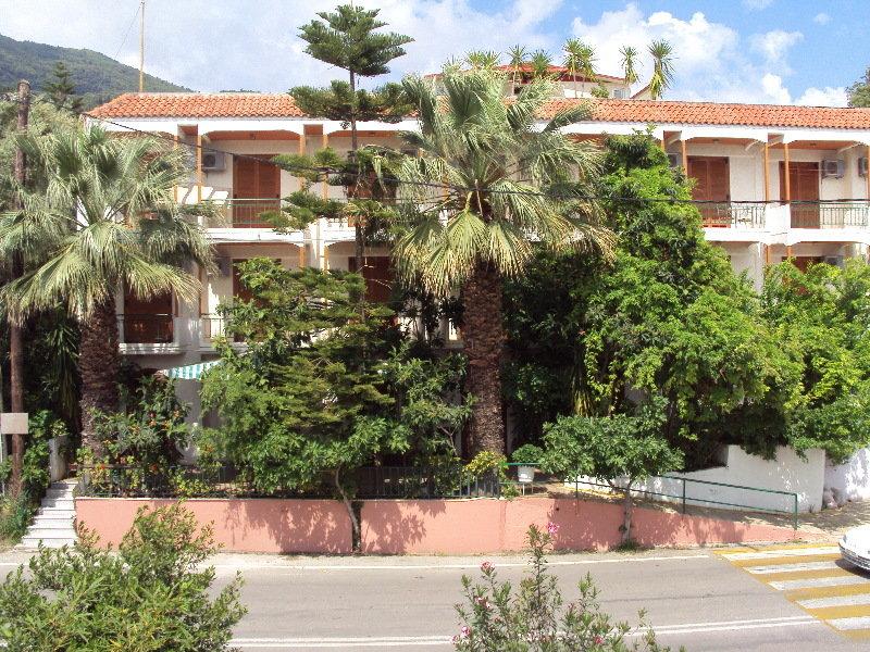 Alexandros B Hotel Nikiana Luaran gambar