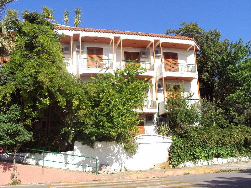 Alexandros B Hotel Nikiana Luaran gambar