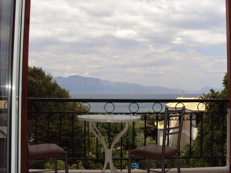 Alexandros B Hotel Nikiana Luaran gambar